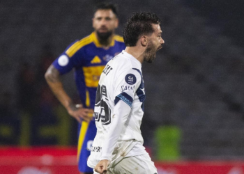 Vélez le ganó 4 a 3 a Boca en un partidazo y es finalista