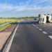 Un camión cargado de papas volcó en el empalme de la RN9 y RN60