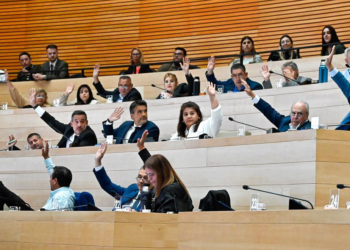 La Unicameral aprobó el proyecto de "Alfabetización financiera" en escuelas