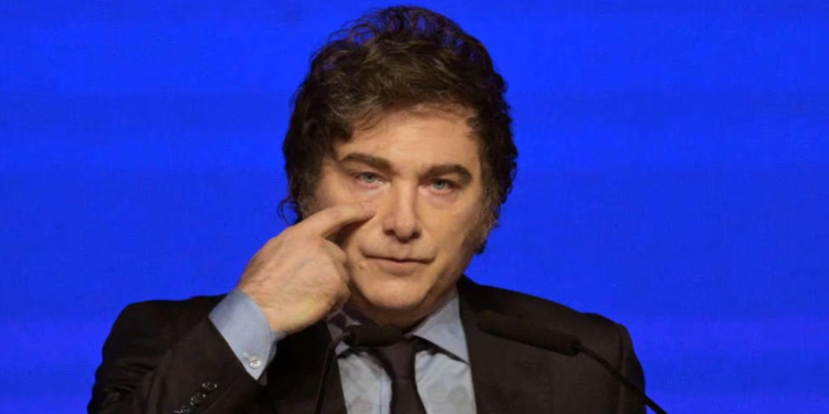 Javier Milei no tomará vacaciones y pidió que sus ministros sean austeros en los destinos