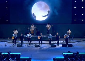 La sexta Luna coscoína brilló con la actuación de Los Nocheros y Los Carabajal