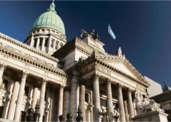 Javier Milei convocó a sesiones extraordinarias al Congreso para febrero