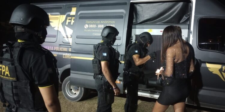 La FPA incautó éxtasis, LSD y marihuana en una fiesta electrónica
