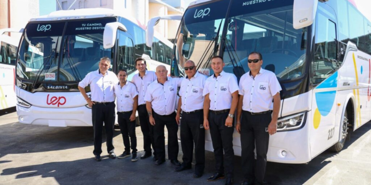 Suman 26 nuevas unidades al transporte interurbano