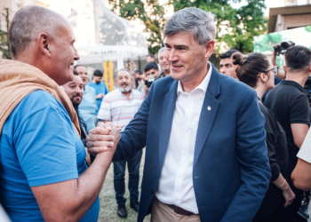 Passerini inauguró la puesta en valor de la Plaza de las Infancias Cordobesas