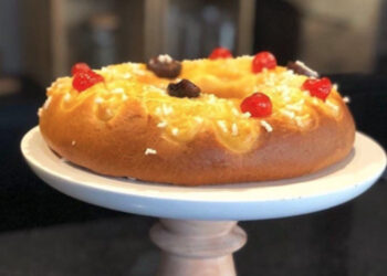 Receta: Rosca de Pascua clásica con crema pastelera