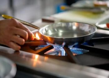 El gobierno oficializó una suba en la tarifa de gas para noviembre