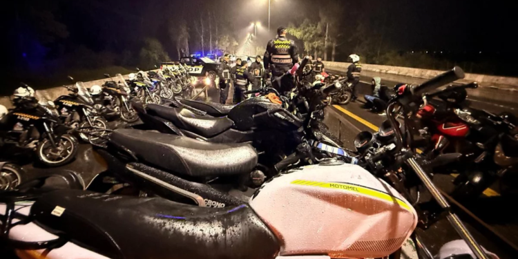 Operativo cerrojo en Villa Allende: detuvieron a 29 personas por picadas ilegales