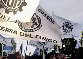 Tierra del Fuego: empresas y gremios acordaron un plan antidespidos