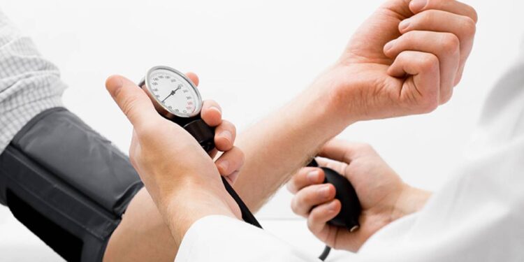 Redefinieron el valor de la presión arterial normal