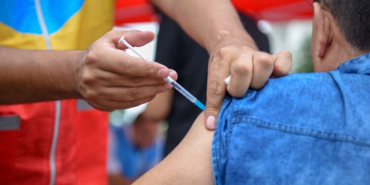 Crecen los casos de gripe por el frío: dónde vacunarse en Córdoba