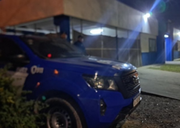 Atacaron una comisaría a pedradas y hay dos efectivos lesionados