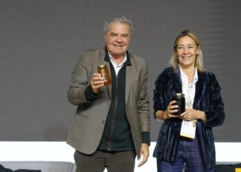 Incorporan miel cordobesa al PAICOR y dinamizan la economía regional