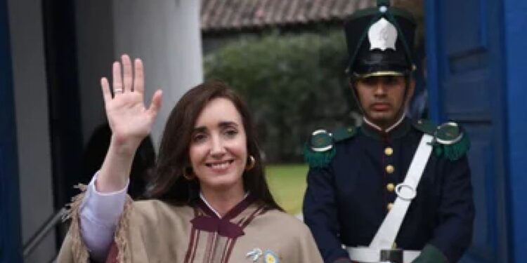Victoria Villarruel reapareció con un mensaje a las Fuerzas Armadas, tras la prohibición de ir a La Rural