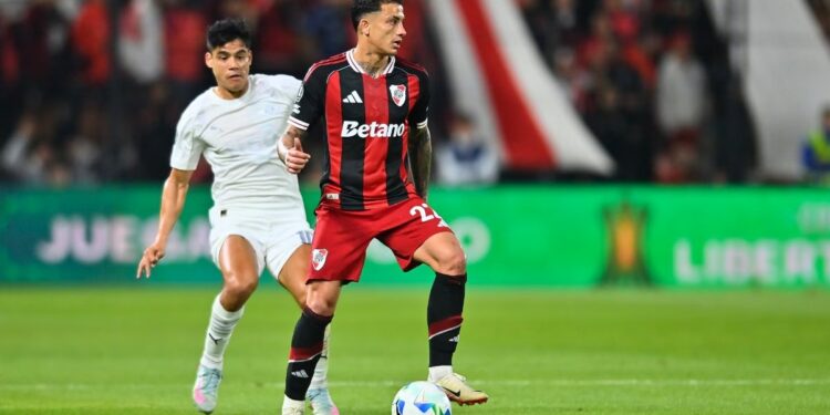River empató en la ida ante Libertad por los octavos de final