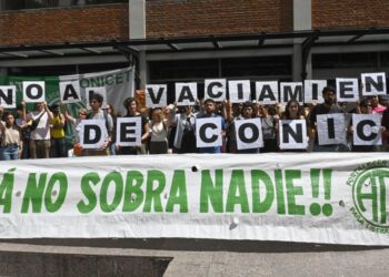 Investigadores del Conicet realizan una jornada nacional de lucha por salarios y estabilidad laboral