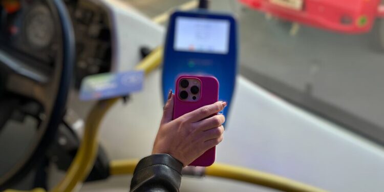 Transporte público: ya se puede pagar con QR en Córdoba