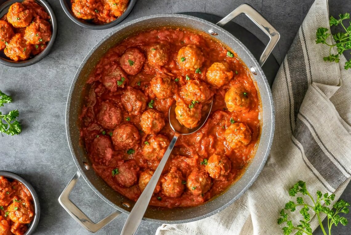 Menú de hoy: Albóndigas con salsa