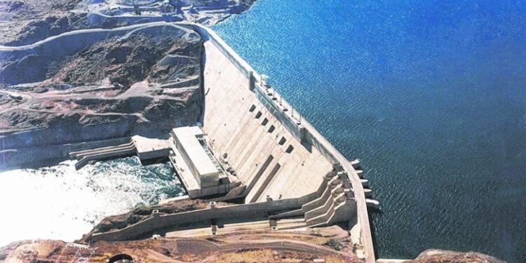 El Gobierno preadjudicó cuatro centrales hidroeléctricas