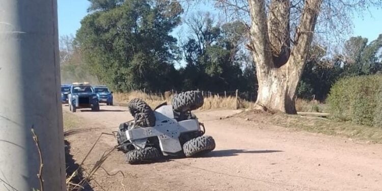 Dos jóvenes en estado grave tras accidentarse con un cuatriciclo en Colonia Caroya