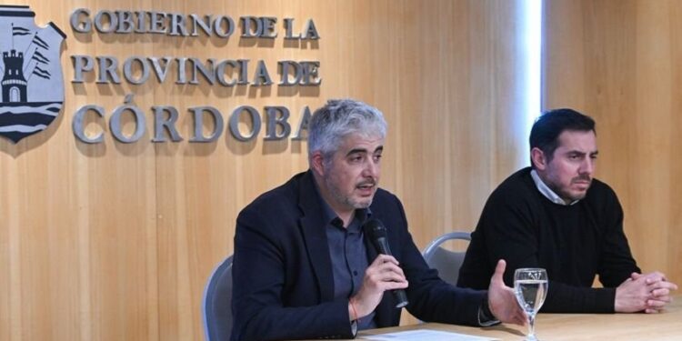 El ministro de Salud de Córdoba indicó que sacaron de circulación las ampollas de fentanilo contaminado