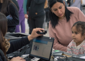 Operativo DNI presente en los barrios General Savio, Colonia Lola y Granja de Funes