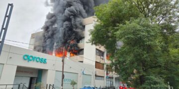Imputaron a dos encargados del área de mantenimiento por el incendio en la sede de Apross