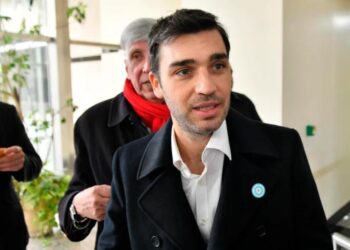 Torres adelanta la creación de un bloque de 20 senadores y asegura que serán la opción presidencial en 2027