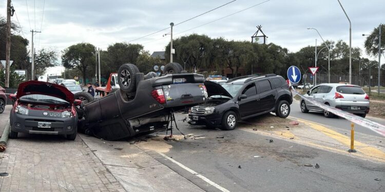 Impactante choque en el camino intercountries de Córdoba