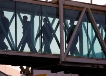 Llega al país el primer vuelo con argentinos deportados por el gobierno de Trump