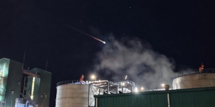 Una misteriosa luz brillante atravesó el cielo de Córdoba