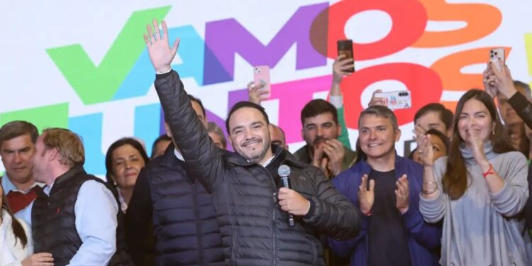 Elecciones en Corrientes: el radical Valdés le sacó 30 puntos al peronismo y los libertarios quedaron en cuarto lugar