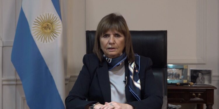 Bullrich denunció "una operación de espionaje ilegal" en la causa Andis