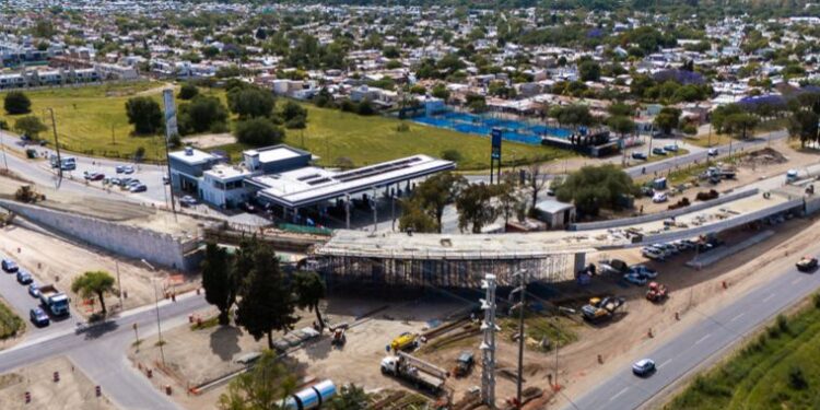 Altonivel de Valle Escondido: la obra registra un avance del 75%