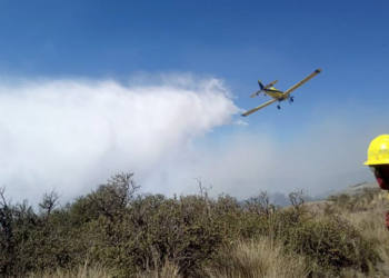 Contuvieron el incendio en la Quebrada del Condorito