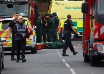 Dos muertos y tres heridos tras ataque a una sinagoga en Manchester