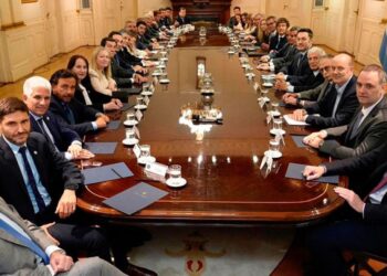 Milei recibió a los gobernadores y pidió apoyo para votar el presupuesto 2026
