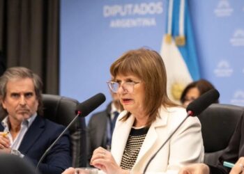 Bullrich calificó de «retrógrada» a la AFA y señaló que la analizará desde el Senado