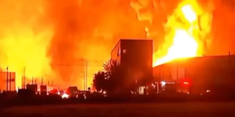 Inician las pericias para determinar si el incendio de Ezeiza fue intencional o accidental