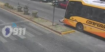 Un hombre de 84 años fue embestido por un colectivo en Córdoba