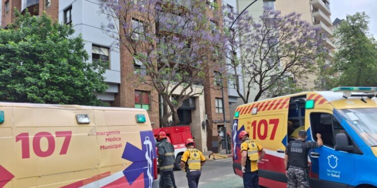 Incendio en un edificio de Nueva Córdoba: un hombre sufrió quemaduras