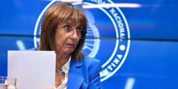 Bullrich presenta el nuevo programa de ingreso para profesionales a la PFA y la DFI