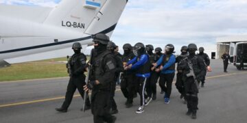 El Servicio Penitenciario trasladó a dos presos de alta peligrosidad a unidades federales