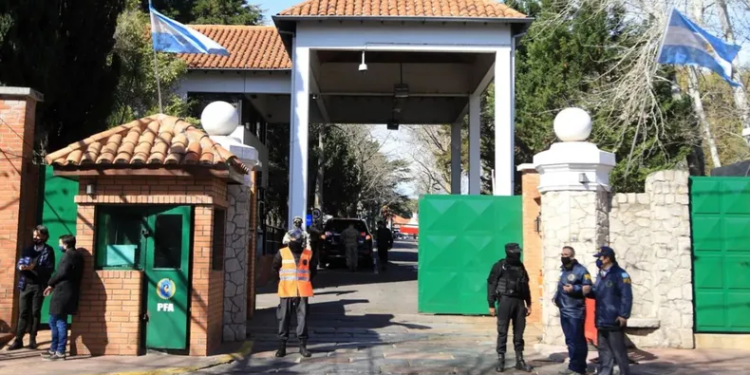 Encontraron muerto a un efectivo de seguridad en la quinta de Olivos