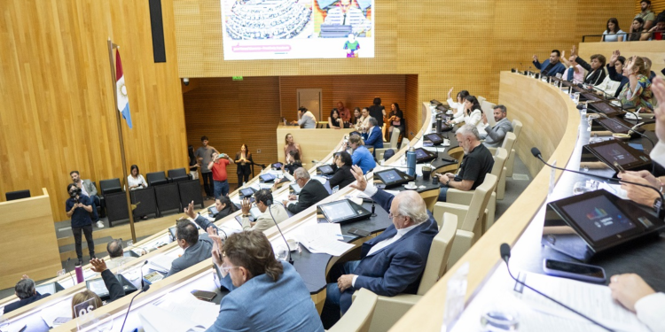 Con temas postergados para el año próximo, introdujeron cambios al Código de Convivencia