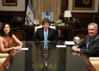 Javier Milei se reúne con la española Isabel Díaz Ayuso en Casa Rosada