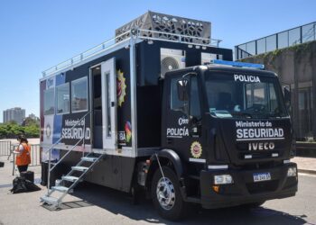 Incorporan un camión de monitoreo para intensificar la seguridad en eventos masivos