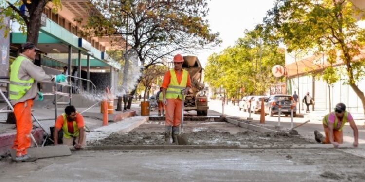 Corte total en Coronel Juan Beverina por obras de bacheo