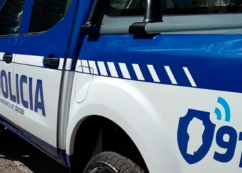 Atacó a su pareja, amenazó con incendiar la casa y terminó detenido