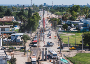 Redireccionan el tránsito por obra del altonivel en Ruta 36